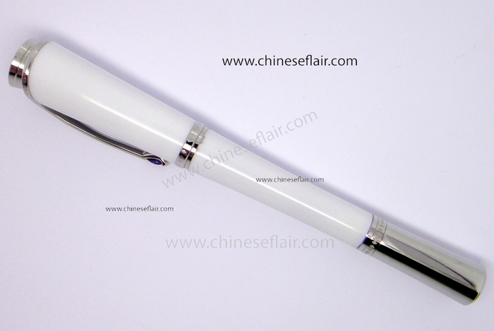 NEW Montblanc Princesse Grace de Monaco White Rollerball Pen